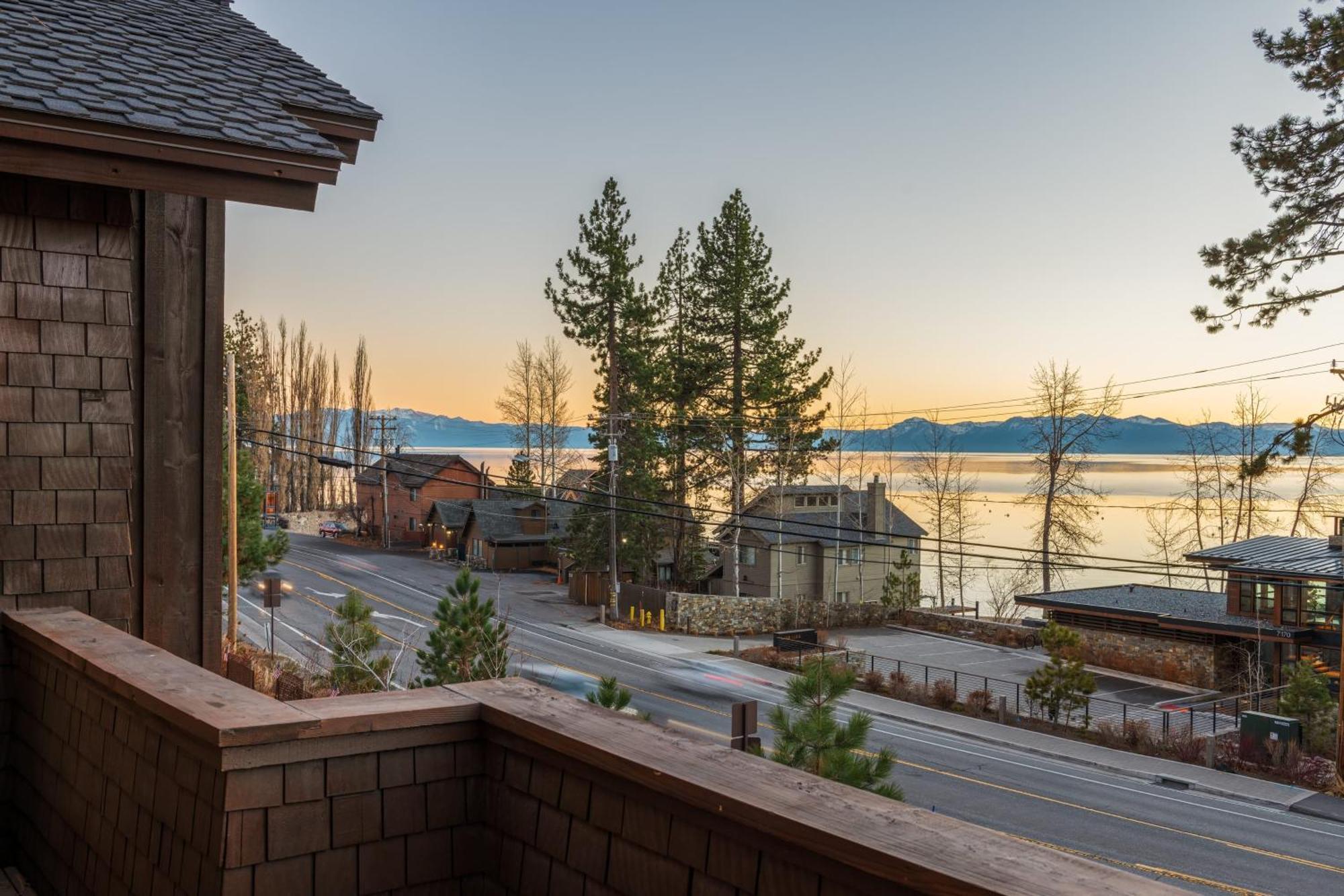 Atkinson By Avantstay Lake Front Home W Stunning Views In Tahoe Vista Extérieur photo