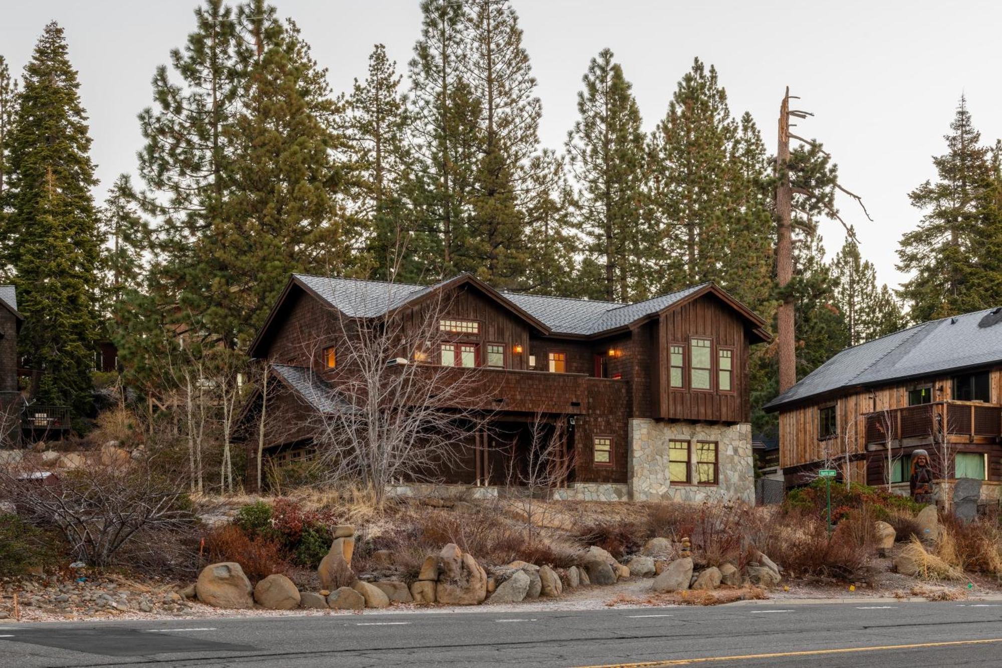 Atkinson By Avantstay Lake Front Home W Stunning Views In Tahoe Vista Extérieur photo